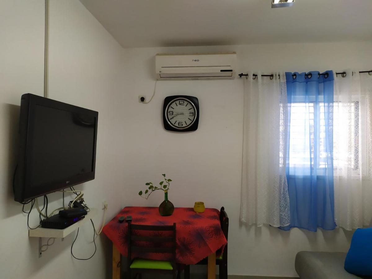 Nelly'S Housing Unit Διαμέρισμα Ελάτ Εξωτερικό φωτογραφία